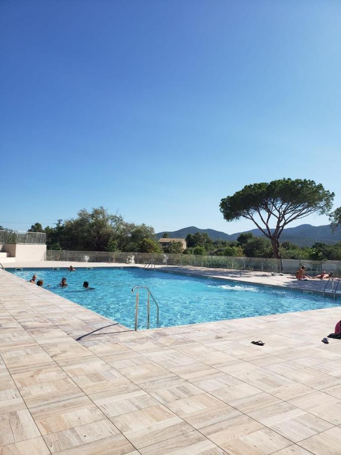 Appartement Neuf Moderne Avec Piscine Puget-sur Argens Exterior photo